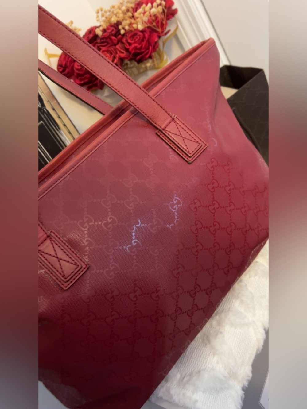 Gucci Red Imprime Monogram Tote - Picture 7 of 15